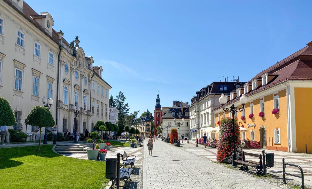 Apartamenty Good Time - Kora Cieplice Еленя-Гура Экстерьер фото